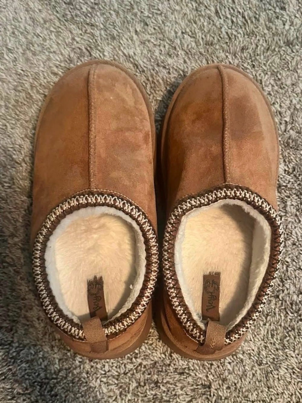 Very G Cozy women’s Brown Slip-On